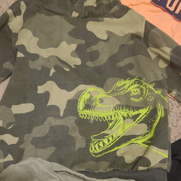 Kids Clothes  Bundle (9 Items) - Picture 9 of 9